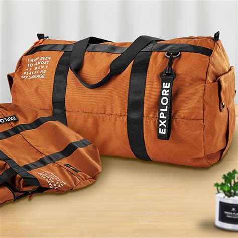 foldable travel bag brand.